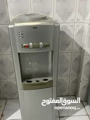  1 كولر ماء نوع sona للبيع المستعجل بحاجة لصيانة حنفية الماء الساخنه