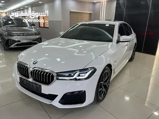  2 BMW 530e 2022 iPerformance plug in hybrid M  kit