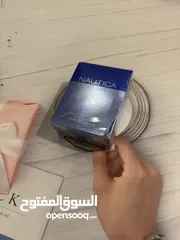  4 عطور فرنسيه  واسباتيه اصليه من امريكا