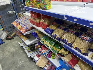  6 سوبرماركت للبيع