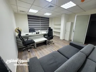 4 مكتب تجاري للابجار مع خدمات او دون.. بموقع اسراتيجي بخلدا