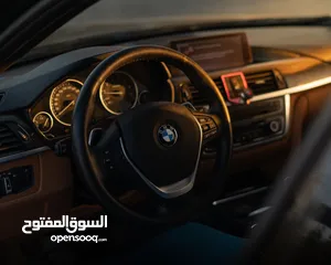  5 BMW 335 i   ( luxury)