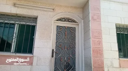  1 شقة أرضية +تراس للايجار