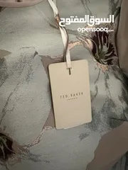  4 زي ted baker