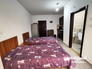  3 استديو مفروش للإيجار في شارع القدس قرب مطعم توستي