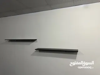  16 اثاث مكتبي متكامل للبيع  بسعر مغري جداً والبيع مستعجل