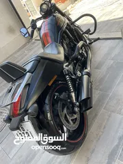  4 هارلي ديفيدسون نايت رود
