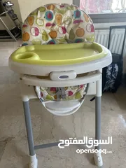  2 كرسي طعام للأطفال high chair نوعيه Graco