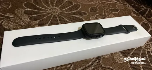  4 Apple watch 8 series GPS 41 mm