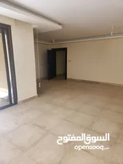  5 شقة ارضية للبيع الدوار الرابع خلف رئاسة الوزراء معفاه من الرسوم