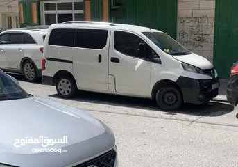  2 نيسان nv200