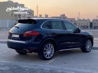  5 PORSCHE CAYENNE S 2013