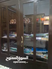  5 خزانة للبيع