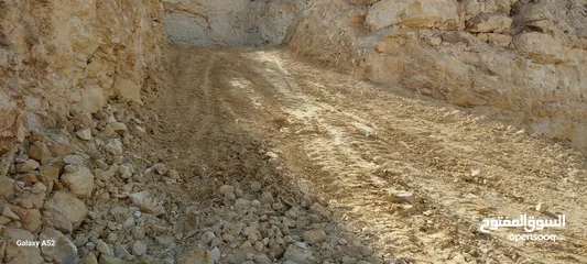  6 ارض للبيع في واد القف