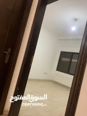  3 شقة  في شميساني مقابل فندق عمان شام REF 538