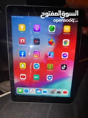  2 ايباد اير.