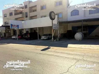  2 شقق لإيجار على خط الشام مباشرة جنوب دوار ال 500 ب 200 متر مقابل مكتب وزارة العمل