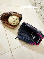  1 طقم بيسبول اصلي بحالة الوكالة