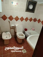  9 شقه مفروشه للايجار الجبيهه مقابل التعليم العالي