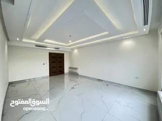  30 شقة مميزة طابق اول بأجمل مناطق خلدا مساحة واسعه 240م بسعر مميز