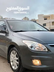  3 هونداي i30 موديل 2009 عداد 90000 سياره نضيفه ولا أروع بدون حوادث مناسبه للعائلات و الستعمال اليومي