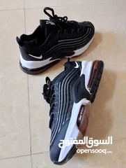  18 حذائين   NIKE  اصليات بحال الوكاله وارد أروبي لساتهم جداد