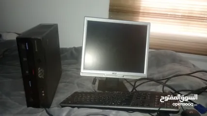  1 كمبيوتر العاب شاشة acer و lenovo case بحاجة تصليح كرت الشاشه فقط