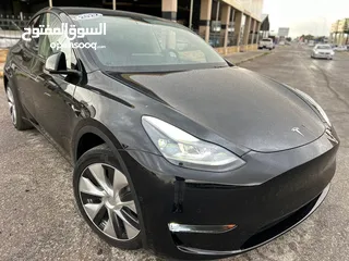  22 TESLA MODEL Y 2022 LONG-RANGE DUAL MOTOR-7 Seats  (سبع مقاعد)