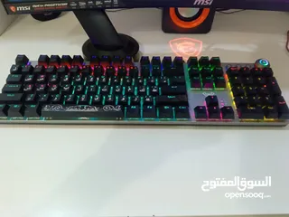  1 كيبورد ميكانيكي احترافي للالعاب RGB عربي انكليزي للبيع بسعر حلو