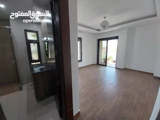  14 شقة غير مفروشة للإيجار ( Property 38918 ) سنوي فقط