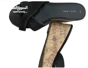  13 احذية براند
