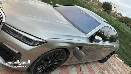  2 Bmw 745هايبرد