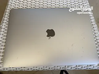  3 MacBook Pro i5 Touch Bar 2019 i5 13.3 8ram 128 ssd like new