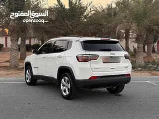  4 Jeep Compass 2018 GCC 4 cylinder 137000km  2kay