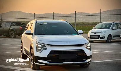  1 كايا نيرو  هايبرد (بنزين+كهرباء ) فل الفل بدون فتحة/2022 لونين