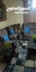 4 كنب للبيع مع طاولاته