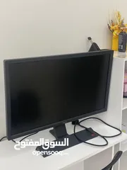  1 شاشه BENq مستعمله تنفع للبيسي والسوني