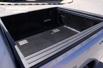  24 F150 LIGHTNING XLT EV 2022