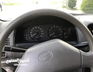  13 تويوتا كوروللا اوتوماتيك اصلي موديل 2000