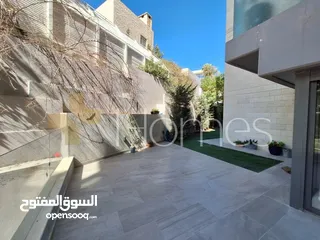  5 شقة مع حديقة للايجار في جبل عمان بمساحة بناء 180م