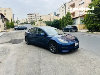  18 كامري تيسلا بولت اكورد