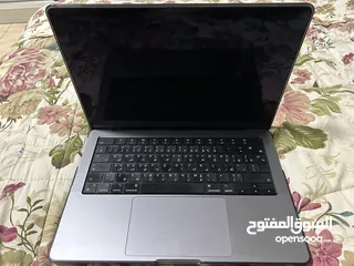  3 MacBook Pro 14-inch