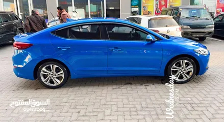  3 Hyundai Avanti 2018 Royal Blue 1600cc GDI