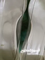  2 حذاء نسائي استعمال قصير جدا