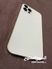  1 آيفون 12proوكاله مش مفتوح