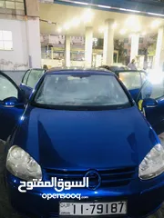 1 جولف 2005 بحاله جيده جدا دهان جديد تنجيد جديد هيئه اماميه جديده كوشوك جديد و ماتور جديد السياره نظفه