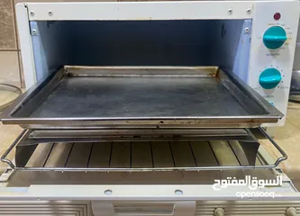  2 Small electric oven