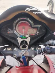  7 هيرو دراجة نارية