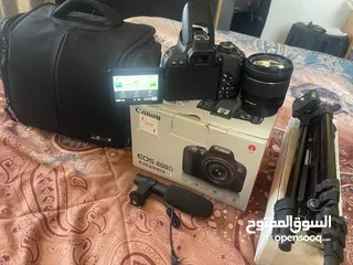  3 Canon EOS 800D