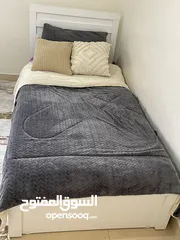  1 سرير مفرد للبيع